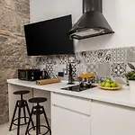 Διαμέρισμα Molo Longo - &
